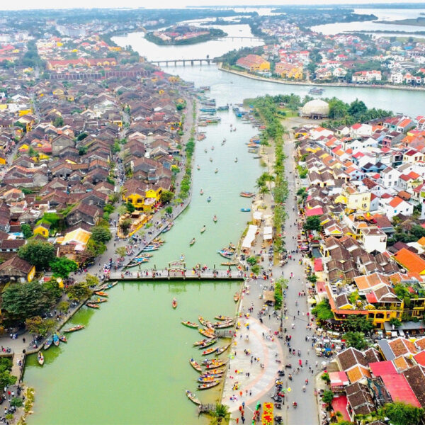 Ngắm ‘phiên bản phố cổ’ đẹp nhất ở Hội An sau 25 năm nhận danh hiệu di sản UNESCO